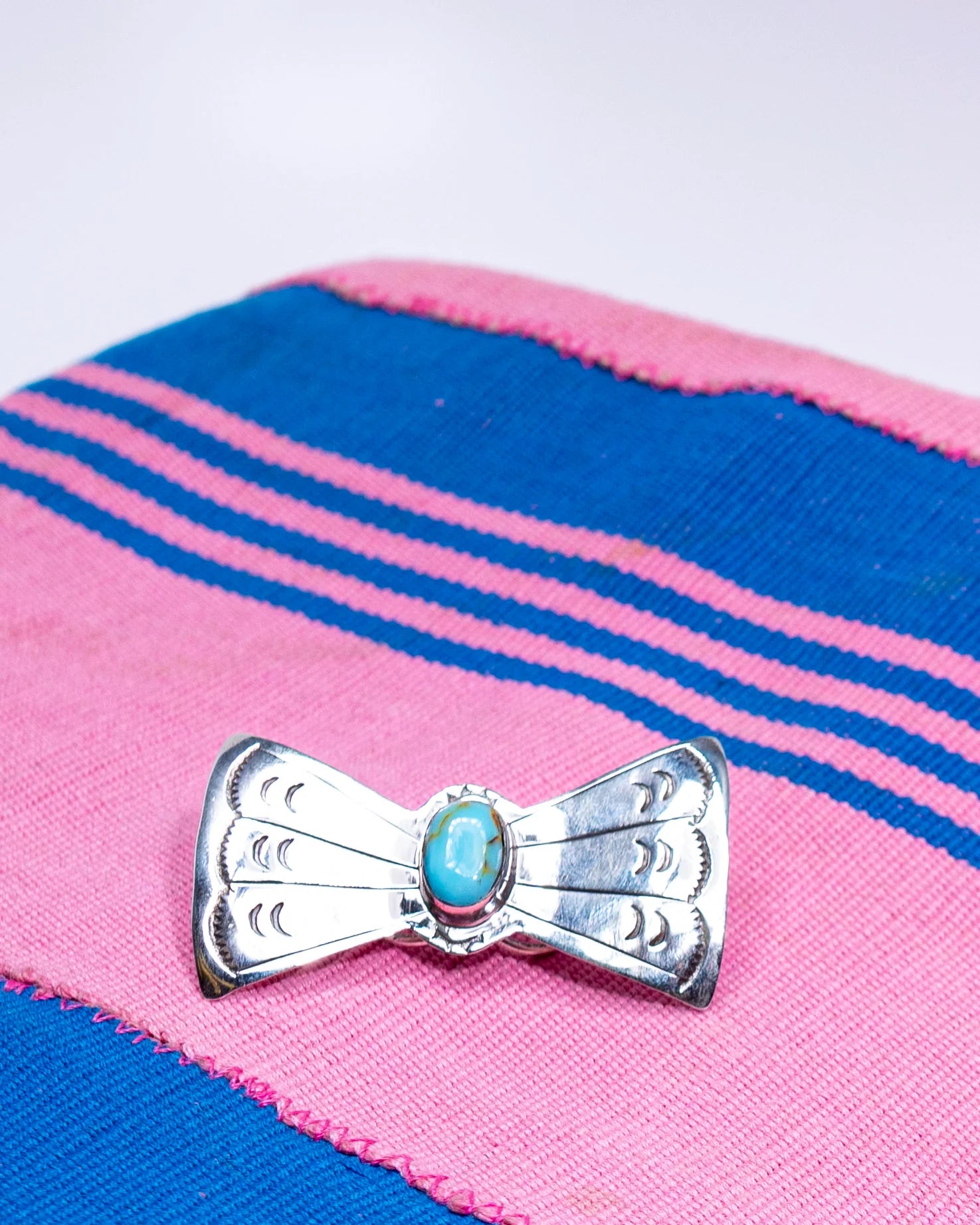 Light Pink Bolo Tie (484)