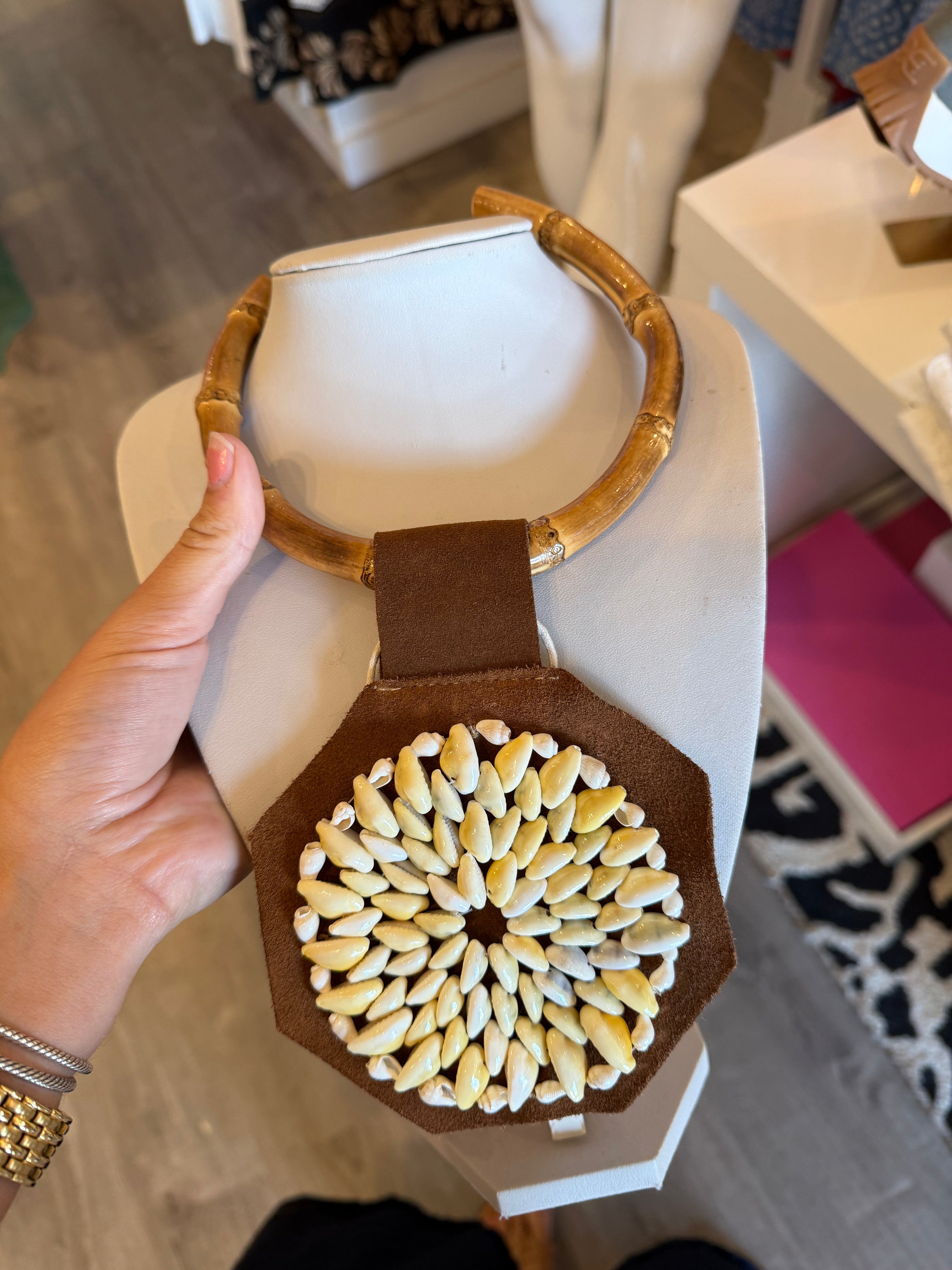 Cowrie Shell Pendant Necklace