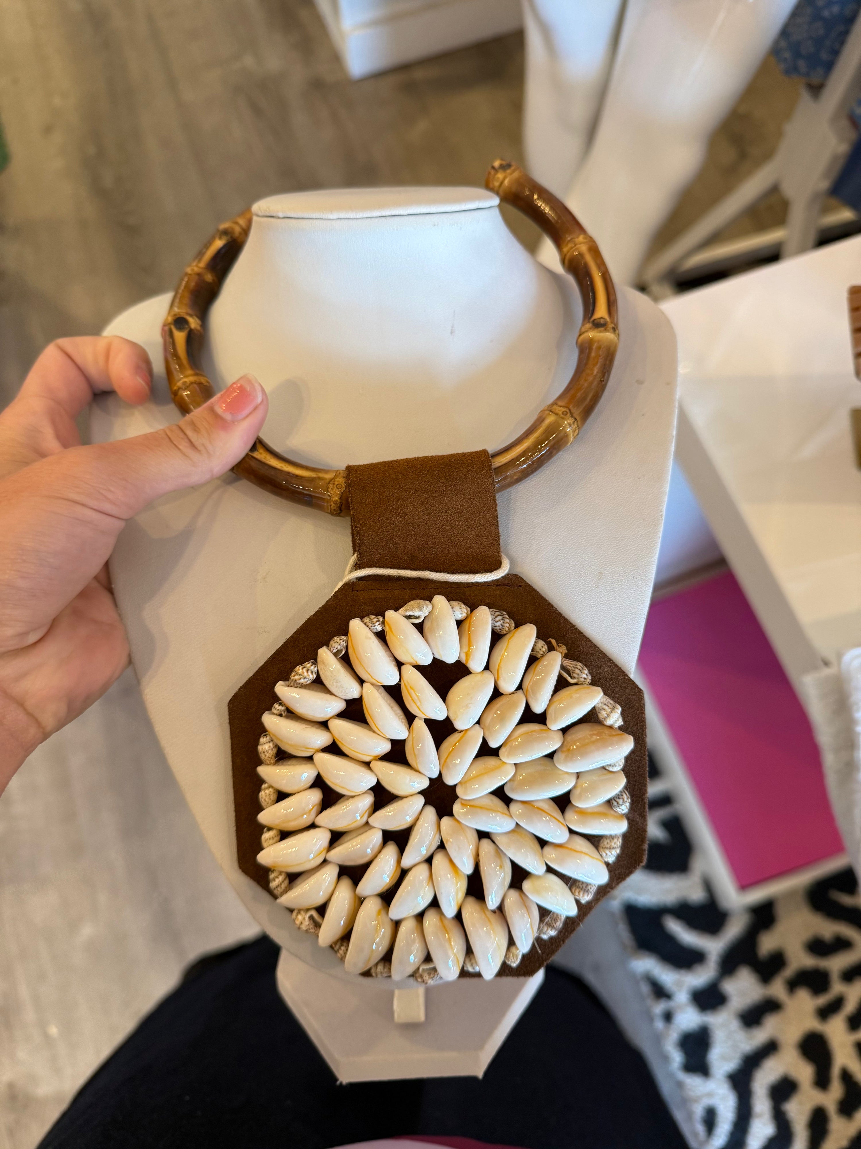 Cowrie Shell Pendant Necklace