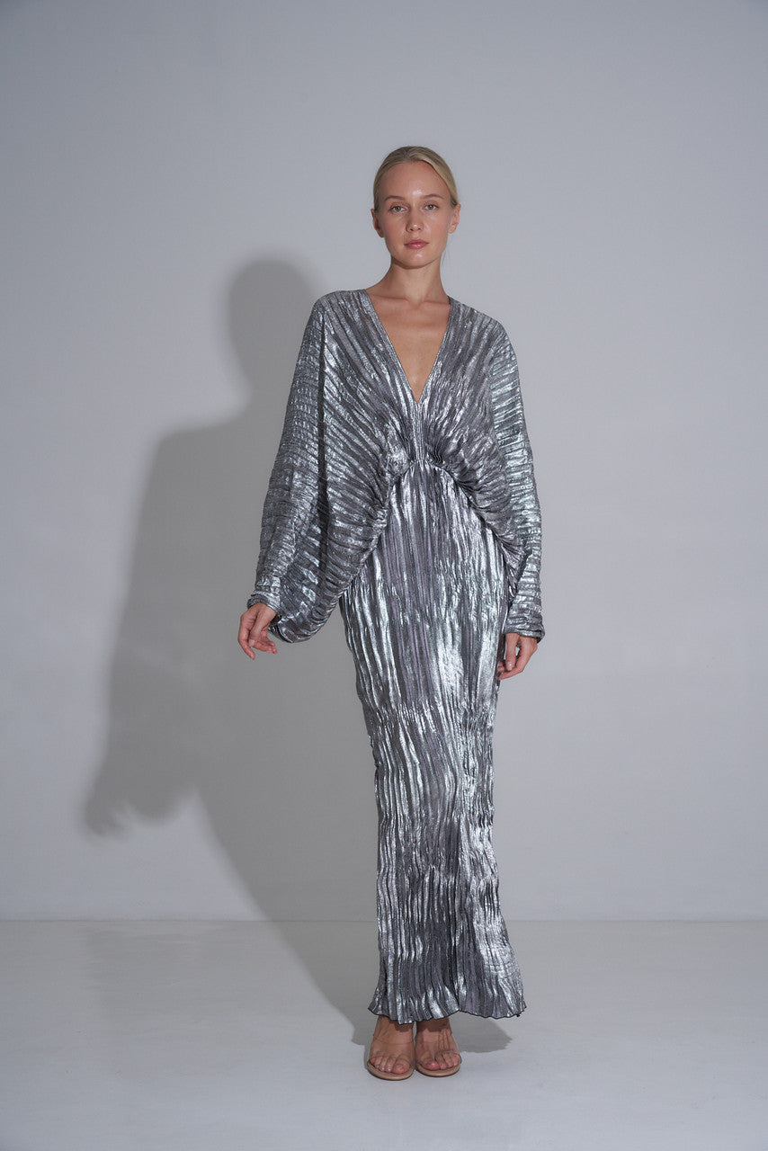 De Luxe Gown in Gunmetal Shimmer