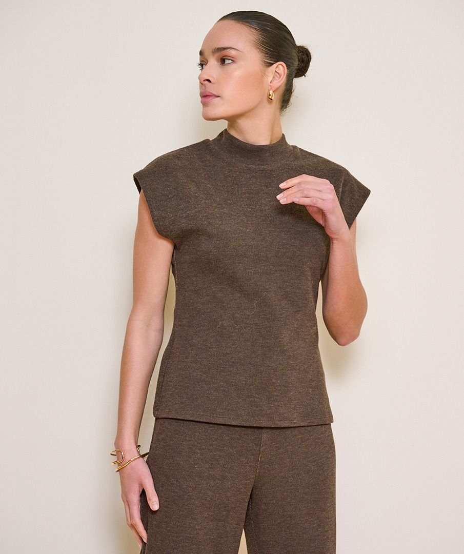 Sweater Sleeveless Mockneck in Cacao