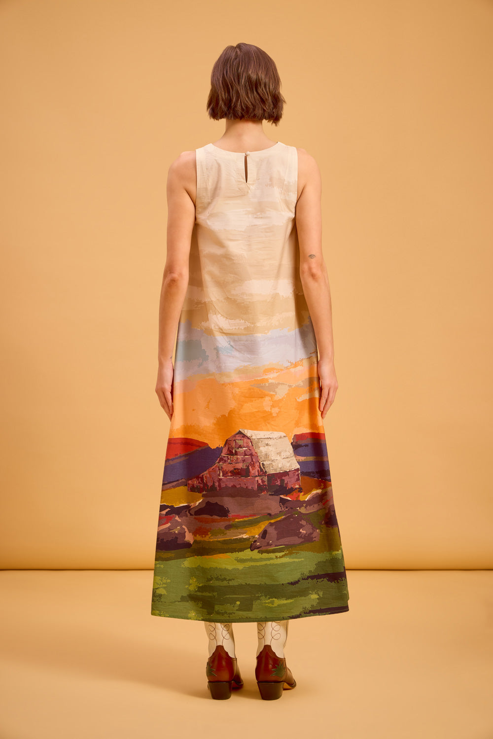 Dani Dress, Field Study