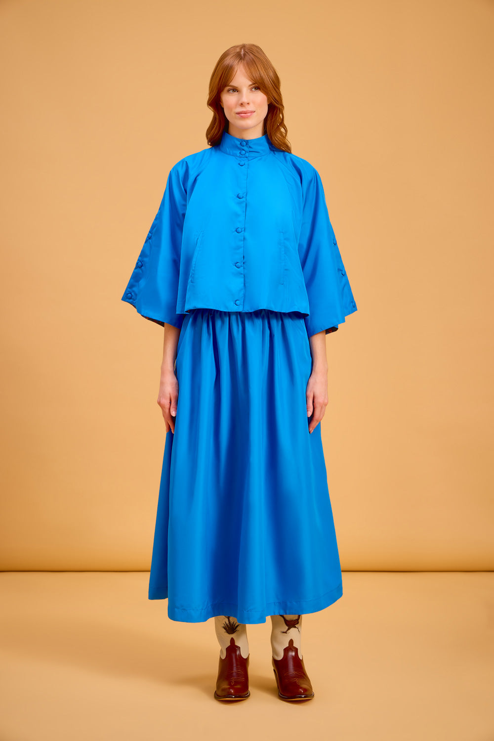 Capelet, True Blue