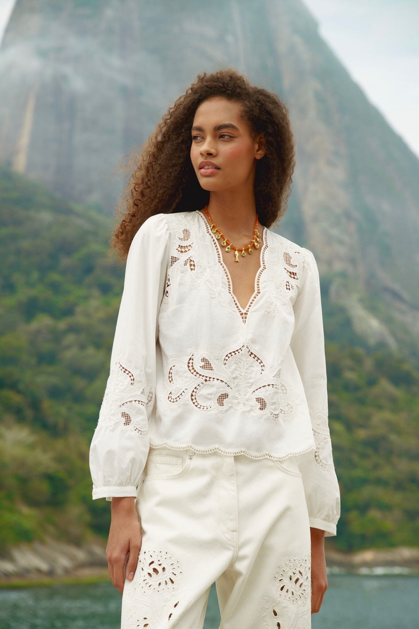 Richilieur Off-White Long Sleeve Blouse