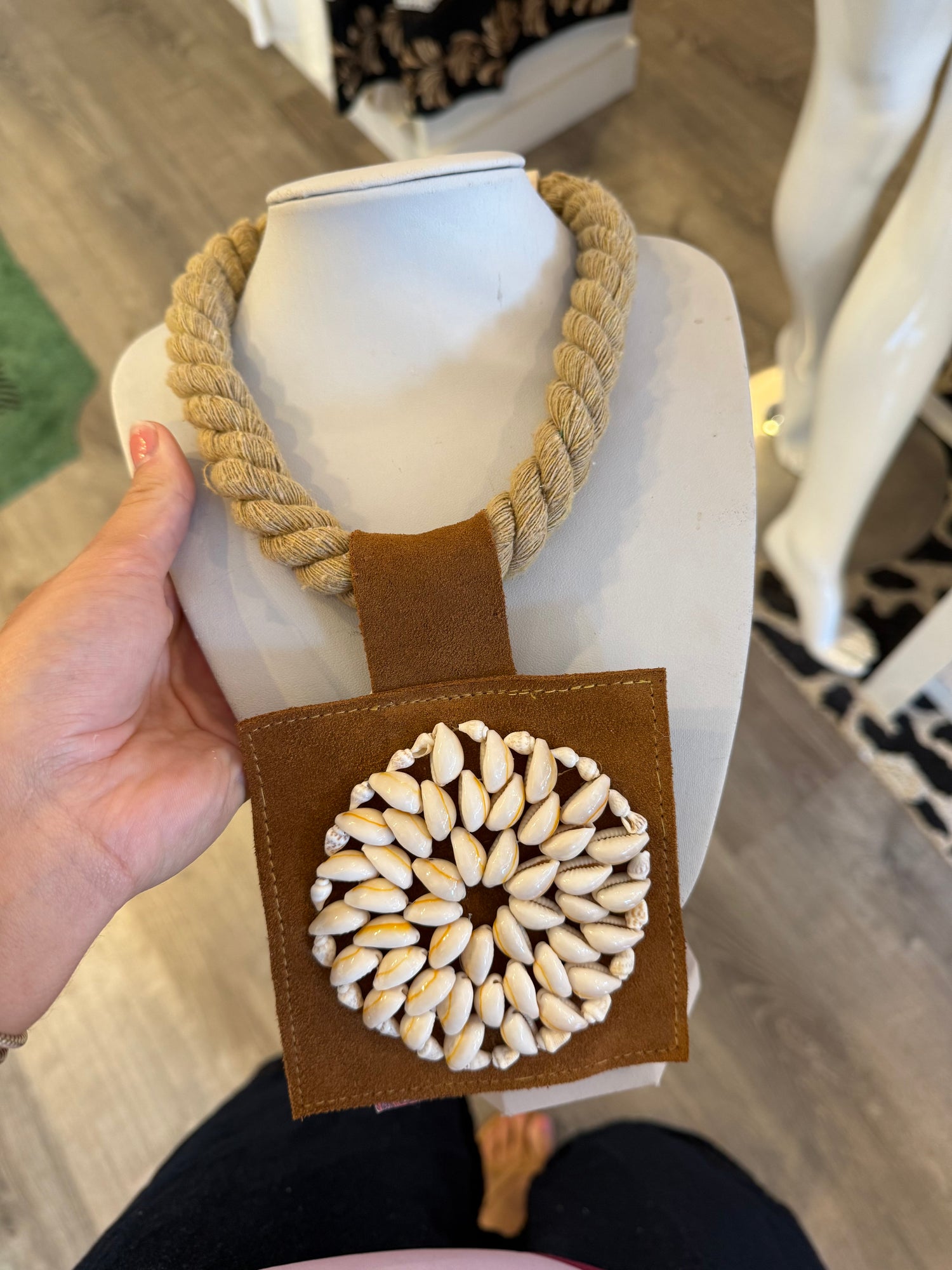 Cowrie Shell Pendant Necklace