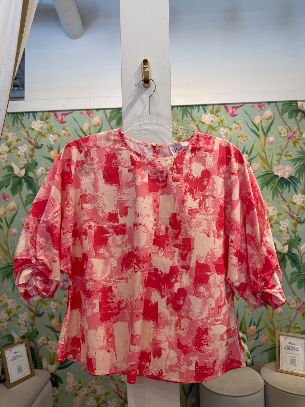 Twisted Cuff Top in Red Impression