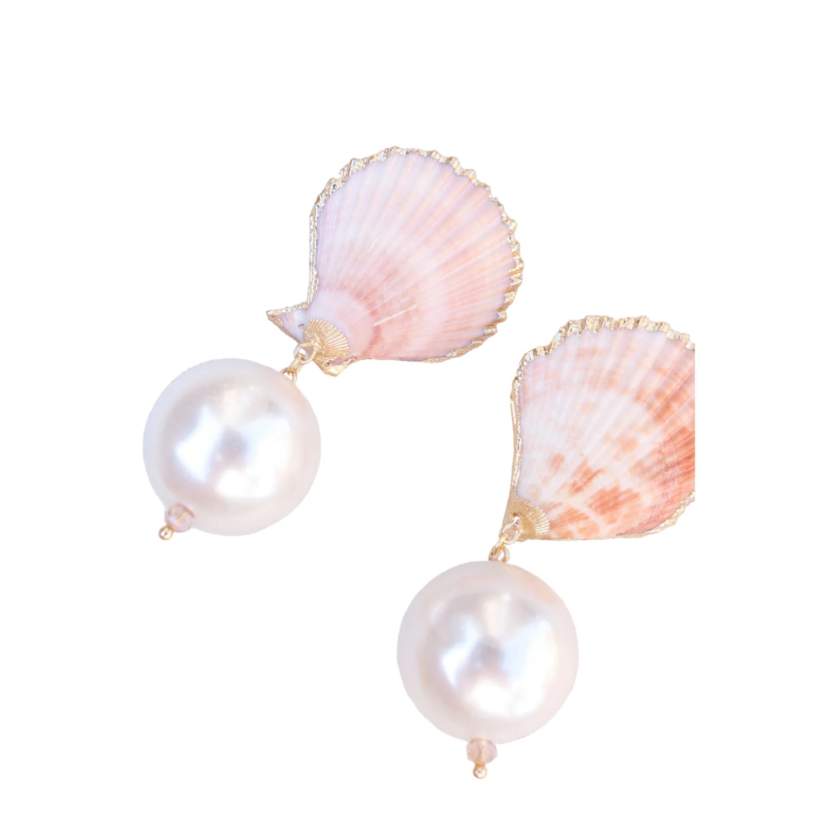 Natural Shell Pearl Earring