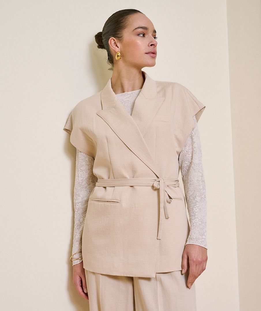 Gilet Crossed Strap in Light Sand